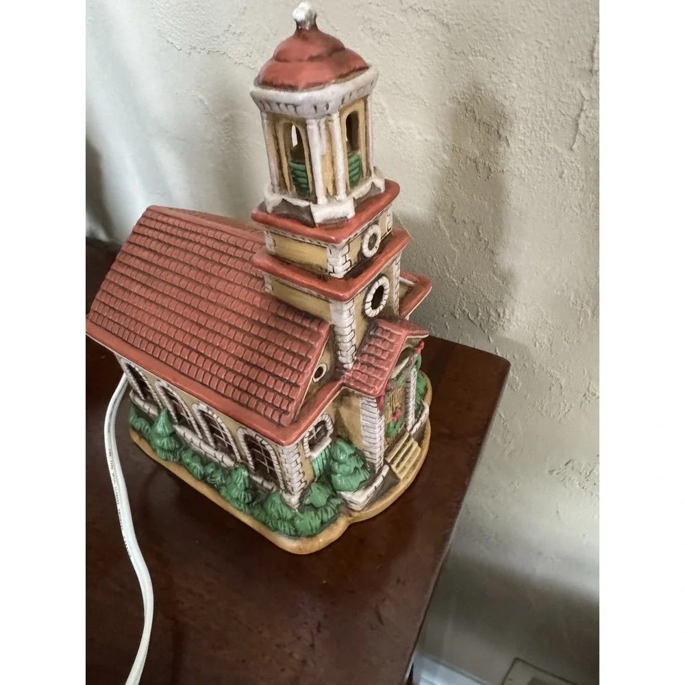 Lefton Village Colonial Christmas Church Vintage 1986 Hand Painted Lights Up!‎